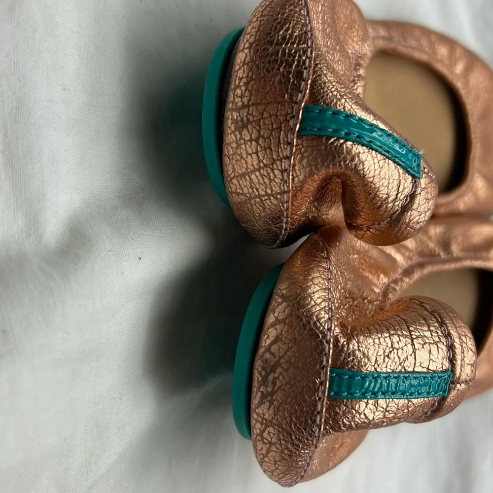 Tieks by Gavrieli- Rose Gold Glam - size 9 - Picture 3 of 5